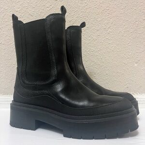 Lightly Used Sam Edelman Lulia Boots